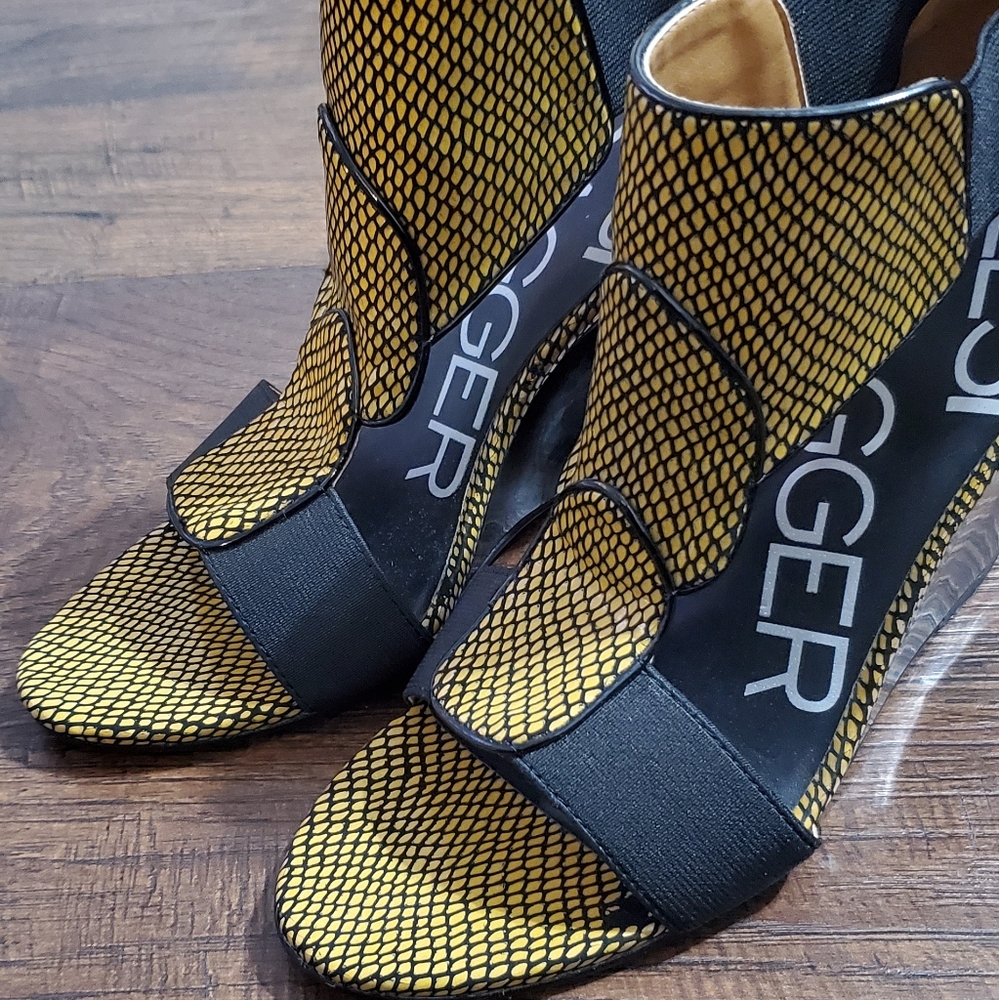 Kelsi Dagger slip on shoes size 9.5 - Picture 3 of 5